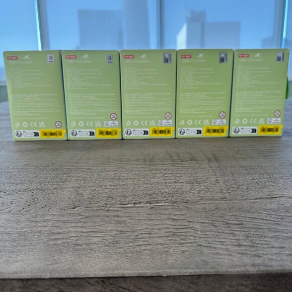 NIB BRAND NEW LABUBU MACARON - SOYMILK - POPMART! - Picture 4 of 7